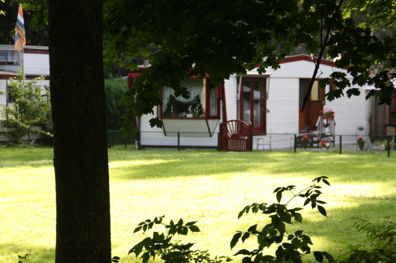 Break Out Grunopark Hotel Harkstede Exterior photo